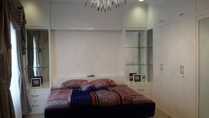 Rumah dijual di cluster Florida Kota Wisata